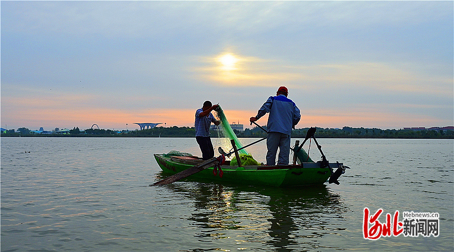 衡水湖开湖 配图1_副本.jpg