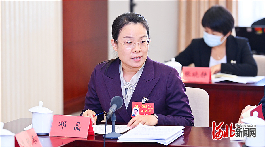 1666301658915297.jpg 邓晶1_副本.jpg