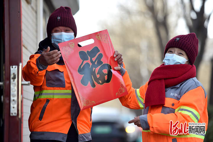 河北：新春送暖爱意浓1.jpg