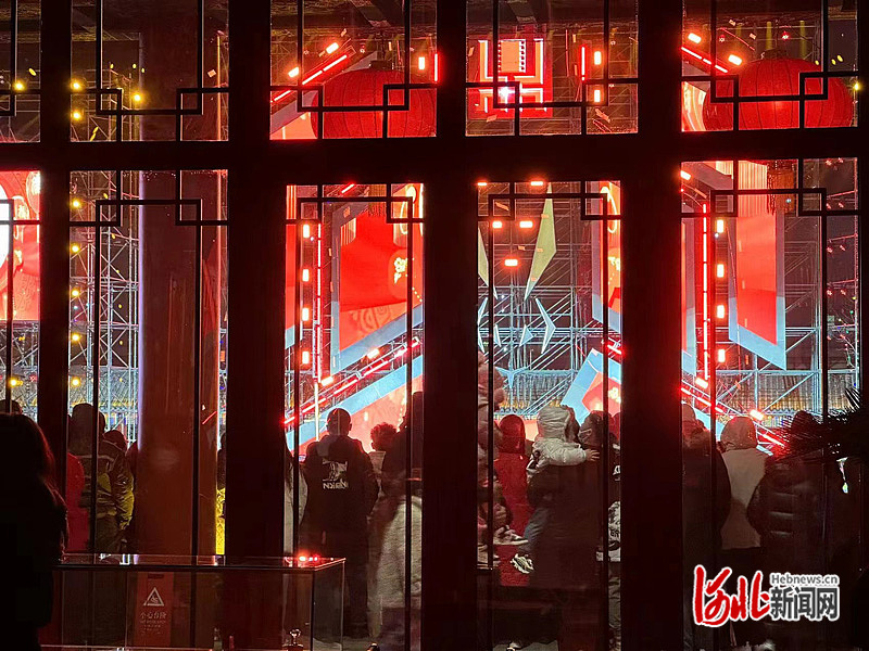 1675239564907261.jpg 承德夜景(2).jpg