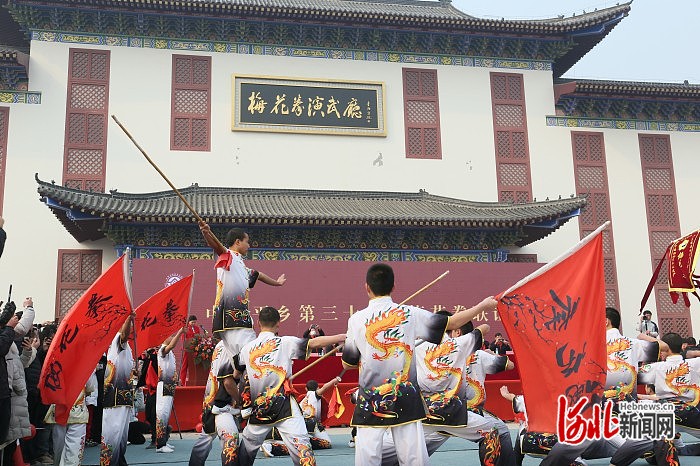 为深入挖掘梅花拳这一民间武术文化,平乡县先后成立了中国梅花拳