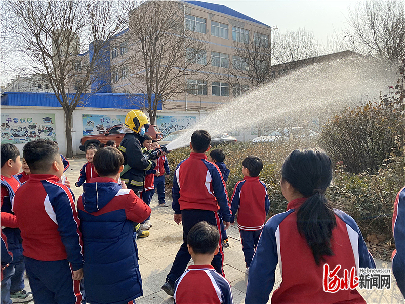 1675766263311566.jpg 保定2.jpg