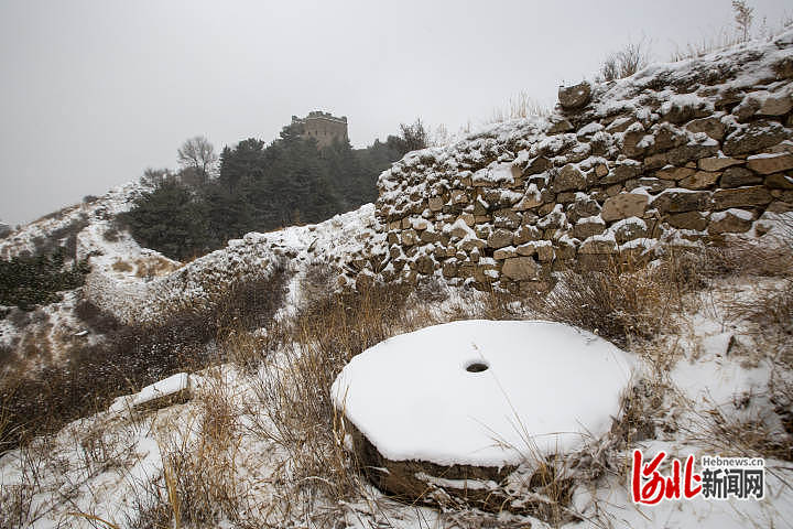 河北：长城雪景美如画3.jpg