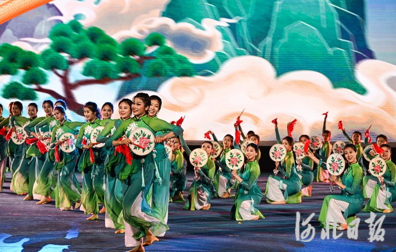 高清大图！来看河北省少数民族传统体育运动会开幕式2.jpg