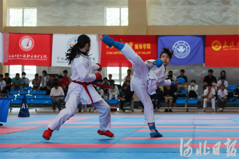 第10届中国大学生空手道锦标赛保定举行4.jpg