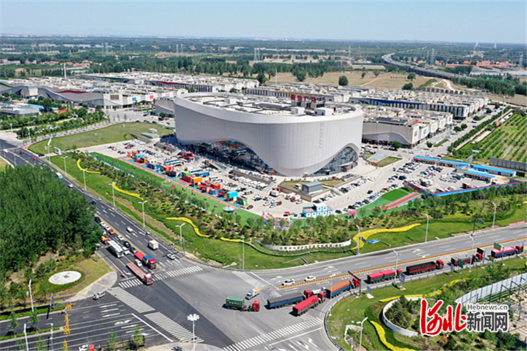 携手同行共创未来廊坊银行云裳小镇金融服务洽谈会圆满落幕