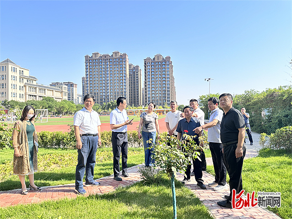 国培计划2022河北省初中骨干校长能力提升培训项目组赴正定新区第一