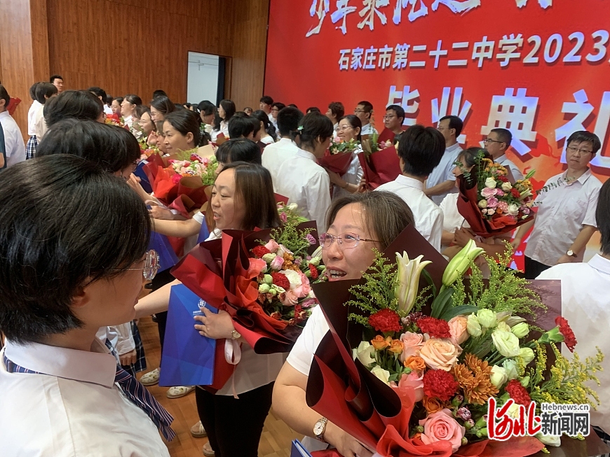 石家庄市第二十二中学举行初三年级毕业典礼