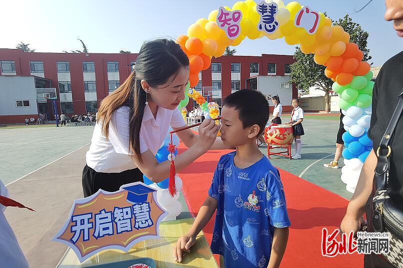 石家庄市中仰陵小学举行2023级新生入学仪式