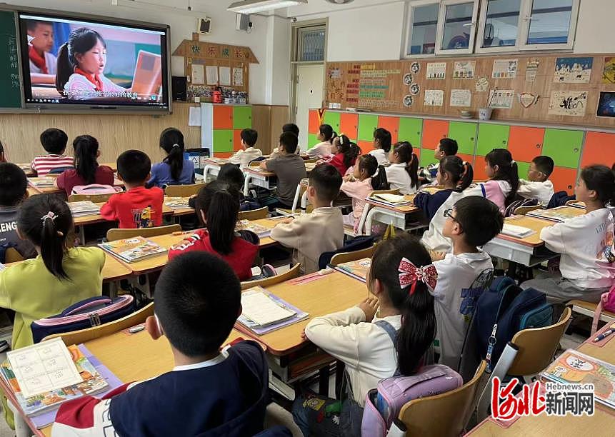 石家庄市都市新城小学举行少先队建队日主题活动