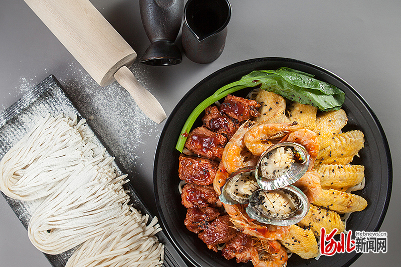 直接进主题>扫码投票 抽奖↓↓↓食草堂囫囵私房菜:50元堂食代金券