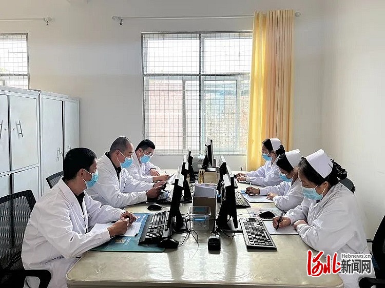 泛亚电竞平台永不言弃——华北医疗健康集团守护心理健康和精神卫生展现国企责任与担当(图4)