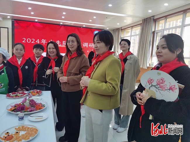 石家庄市维明路小学西校:迎接共青团石家庄市委调研_河北新闻网