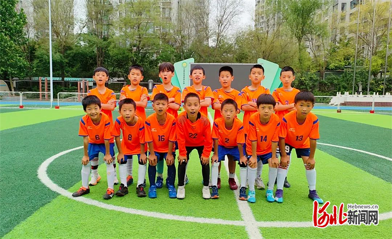 石家庄市神兴小学男子足球队又获佳绩