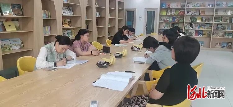 石家庄市振头小学开展名师工作室经验交流活动