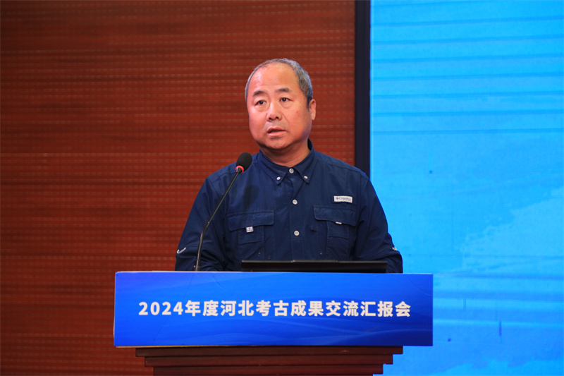 何岁利.JPG