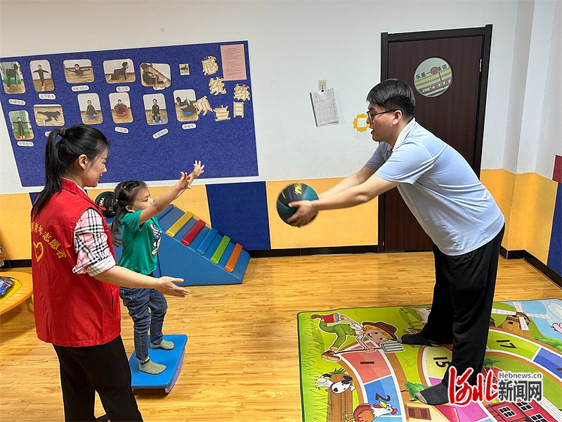 燕赵新青年·正青春｜特别的爱给慢行的你(图2)