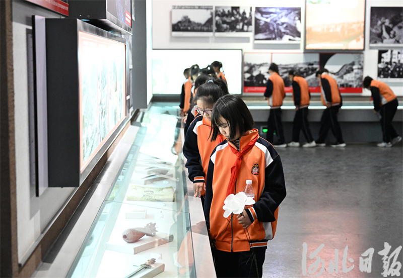 清明至 祭先烈3.jpeg