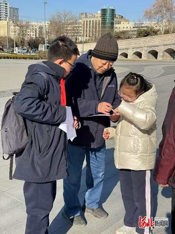 365体育唯一入口：石家庄第二外国语学校“20世纪历史建筑保护与开发”主题实践活动举行结业仪式(图5)